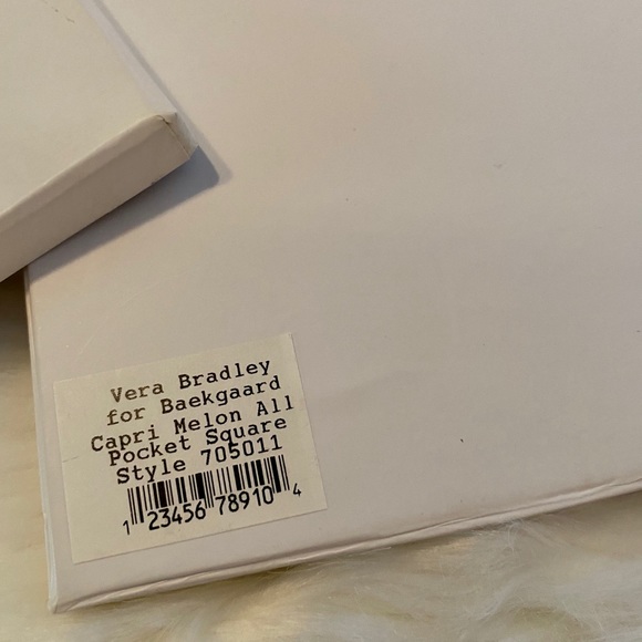 Vera Bradley Baekgaard Capri melon pocket square - Picture 3 of 3